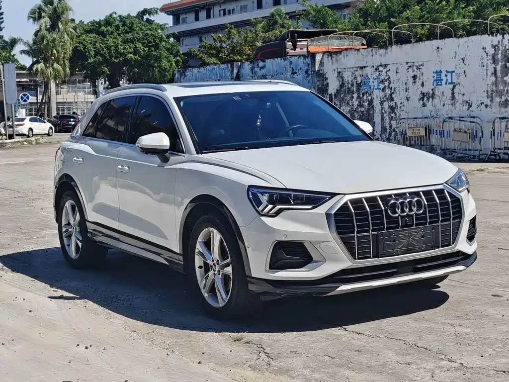Audi Q3 — фото 3