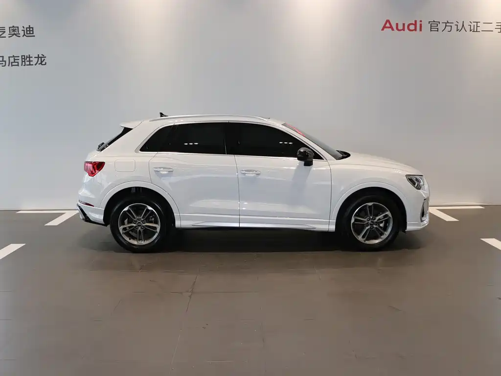 Audi Q3 — фото 3