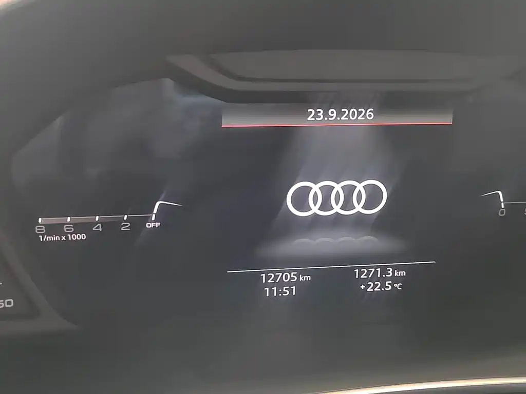 Audi Q3 — фото 10