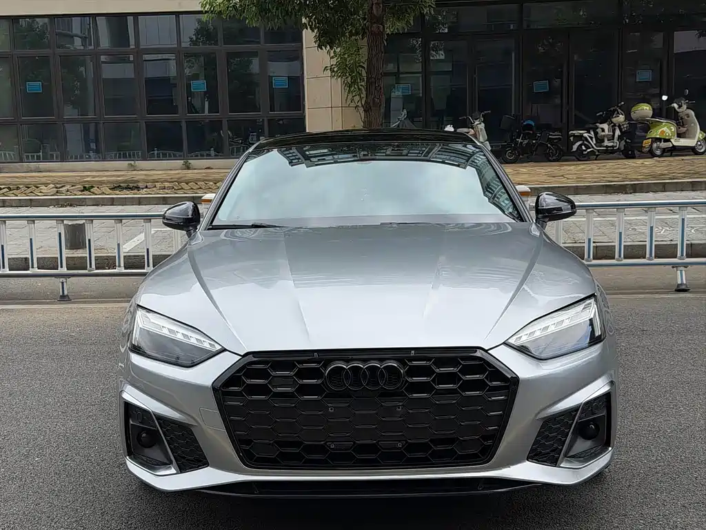 Audi A5 (Import) — фото 2