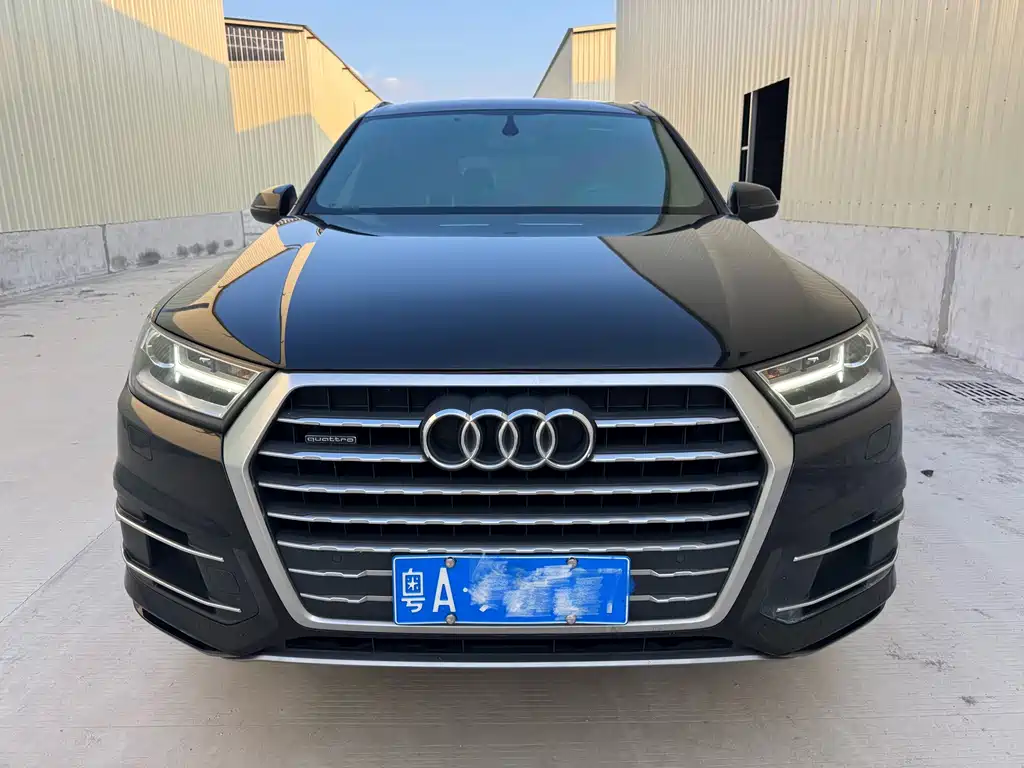 Audi Q7 — фото 2