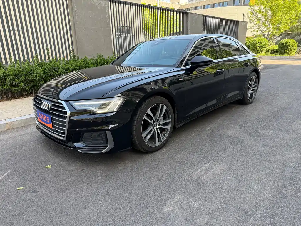 Audi A6L — фото 2
