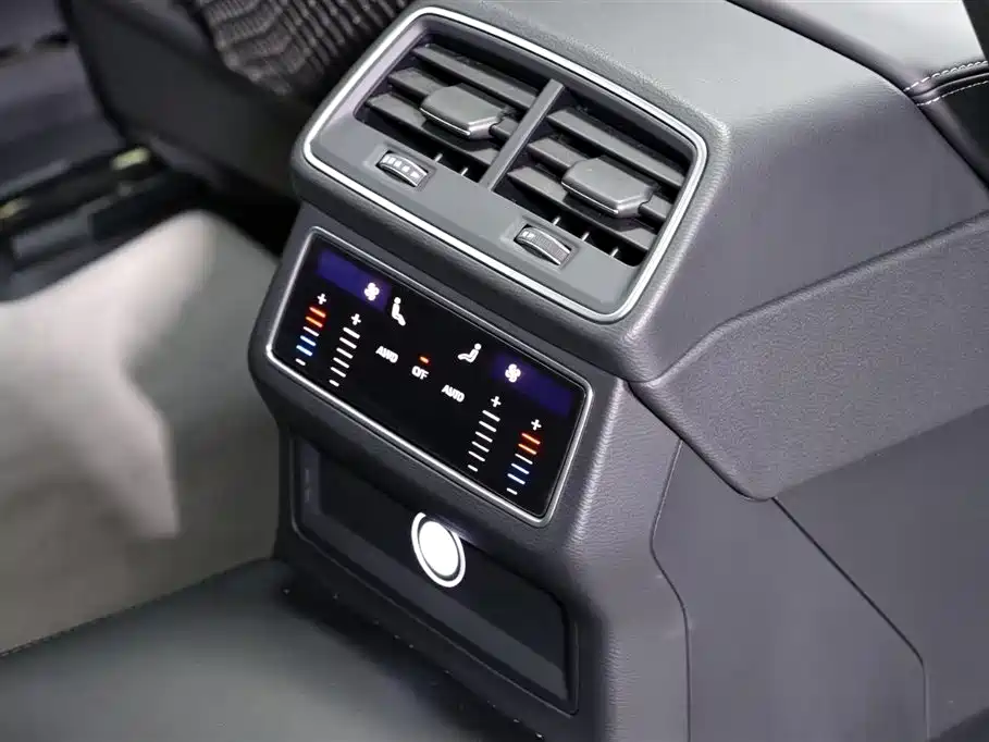 Audi A6L New Energy — фото 13