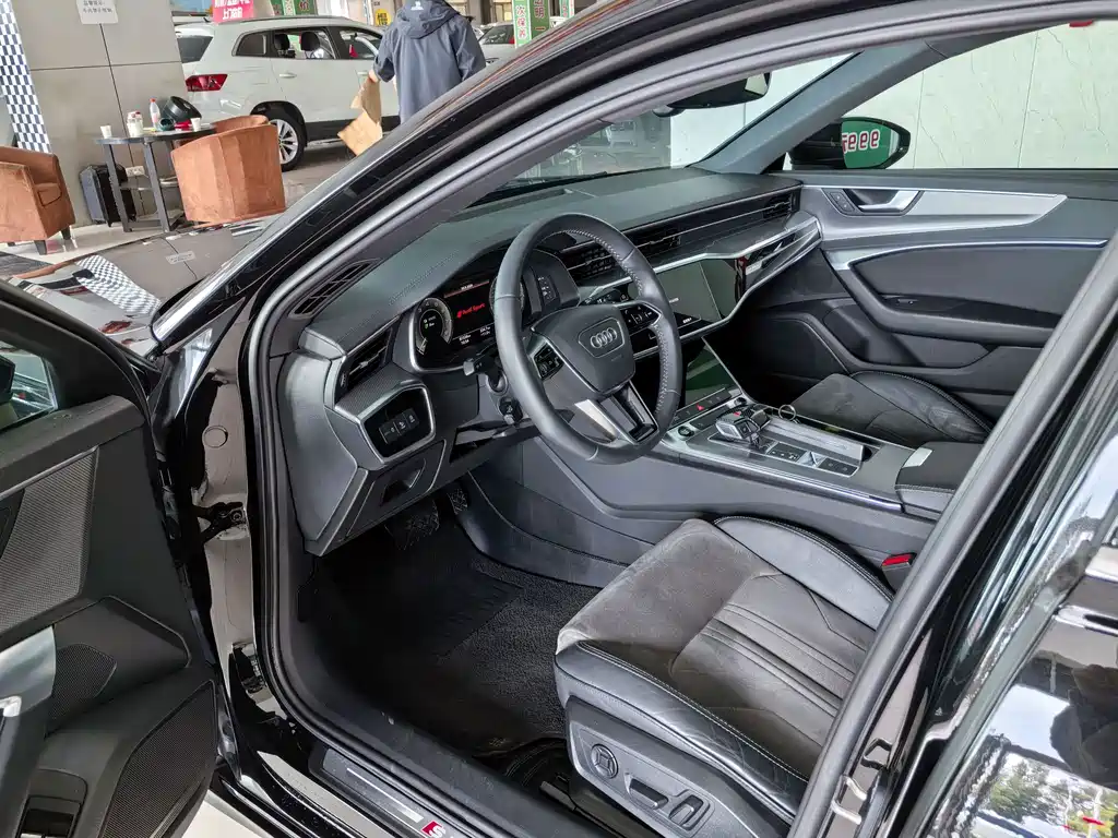 Audi A6L New Energy — фото 3