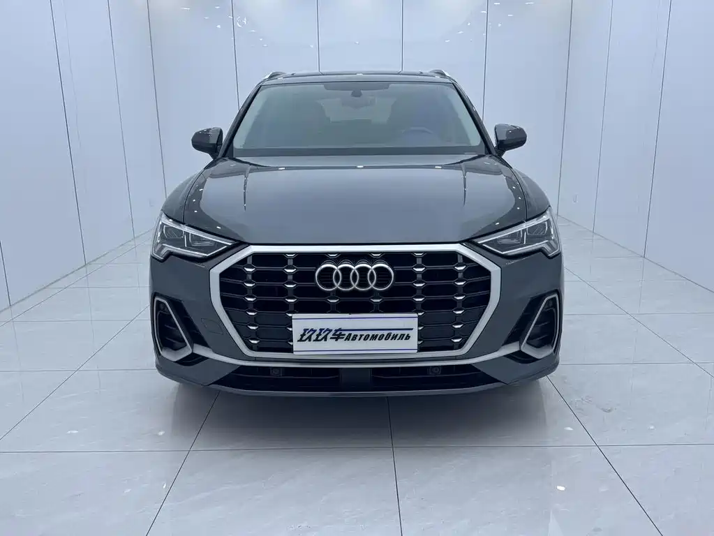 Audi Q3 — фото 2