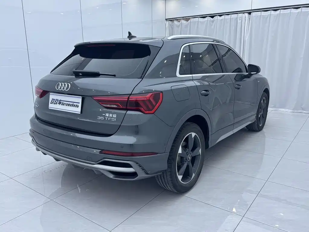 Audi Q3 — фото 4