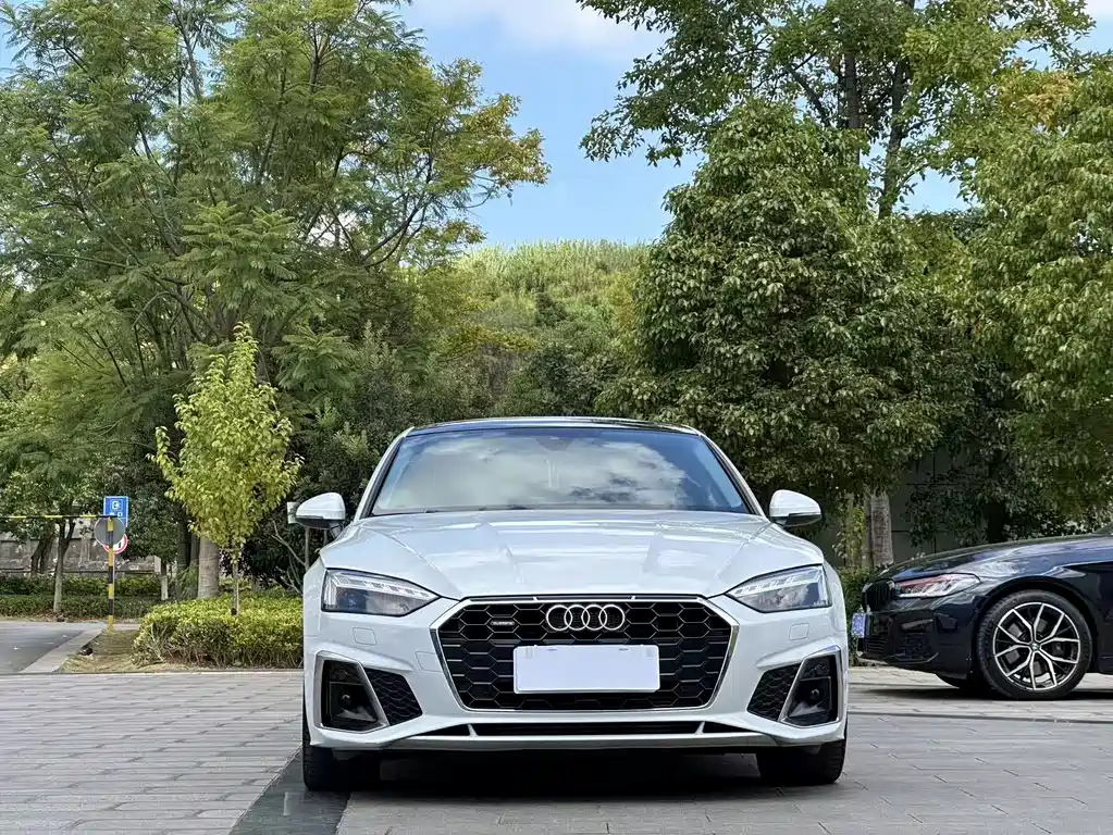 Audi A5 (Import) — фото 2