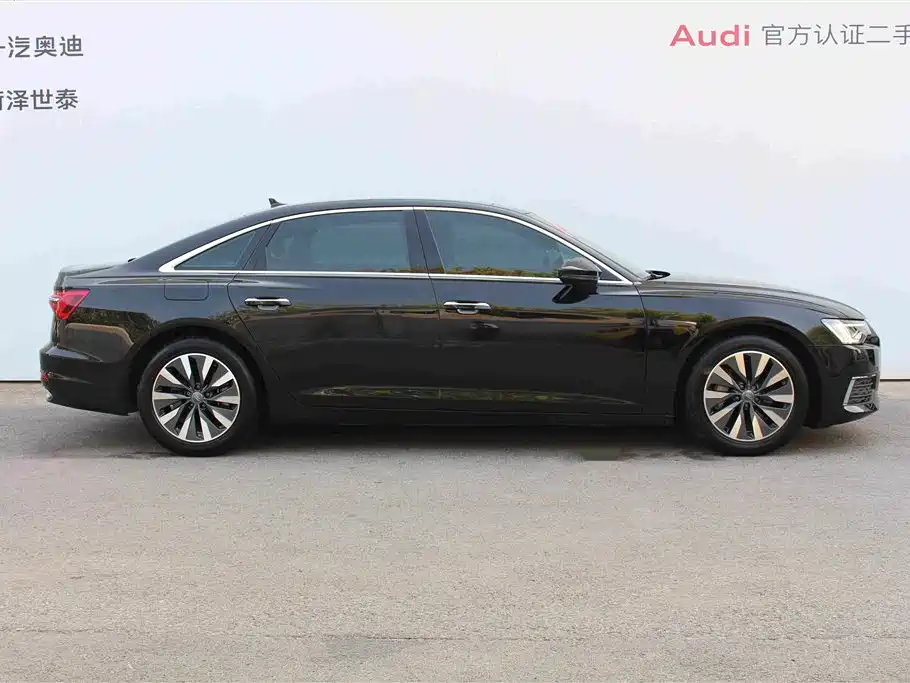 Audi A6L — фото 2