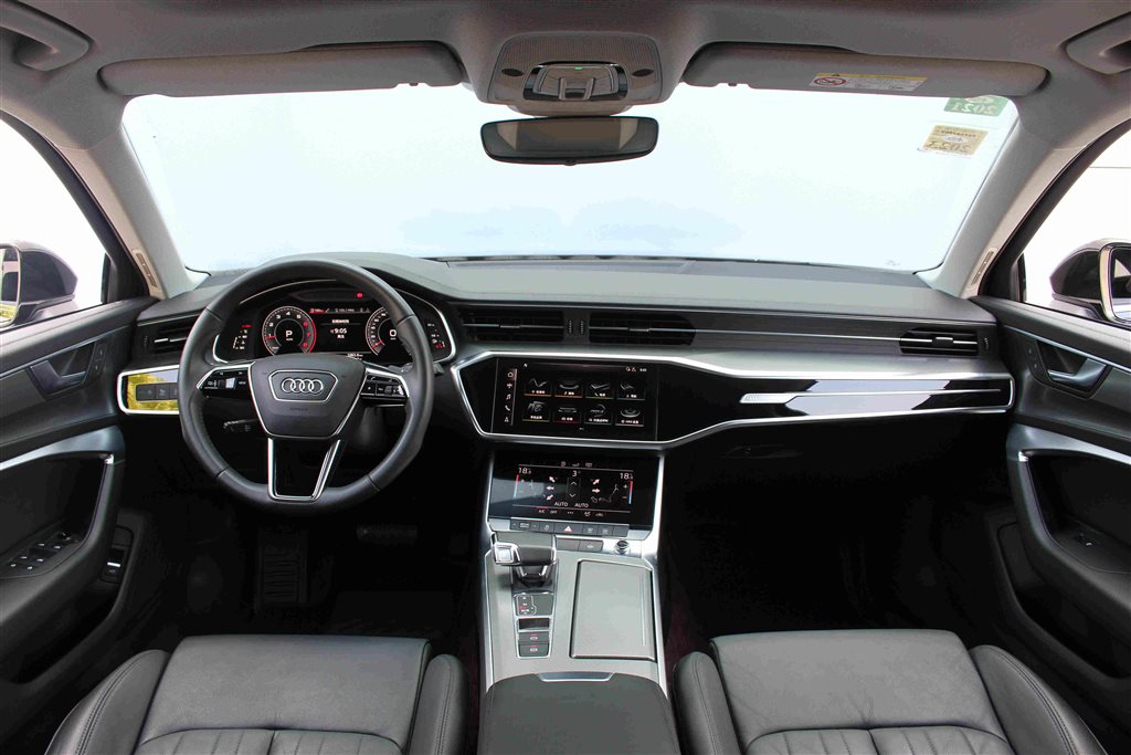 Audi A6L — фото 6
