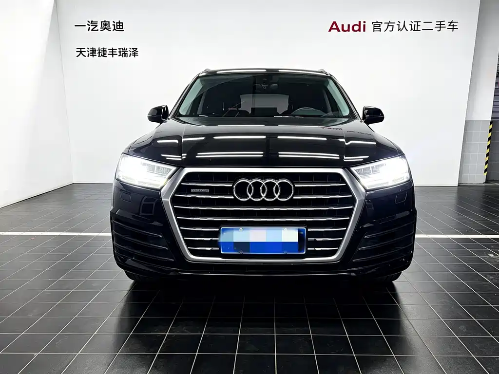 Audi Q7 — фото 2