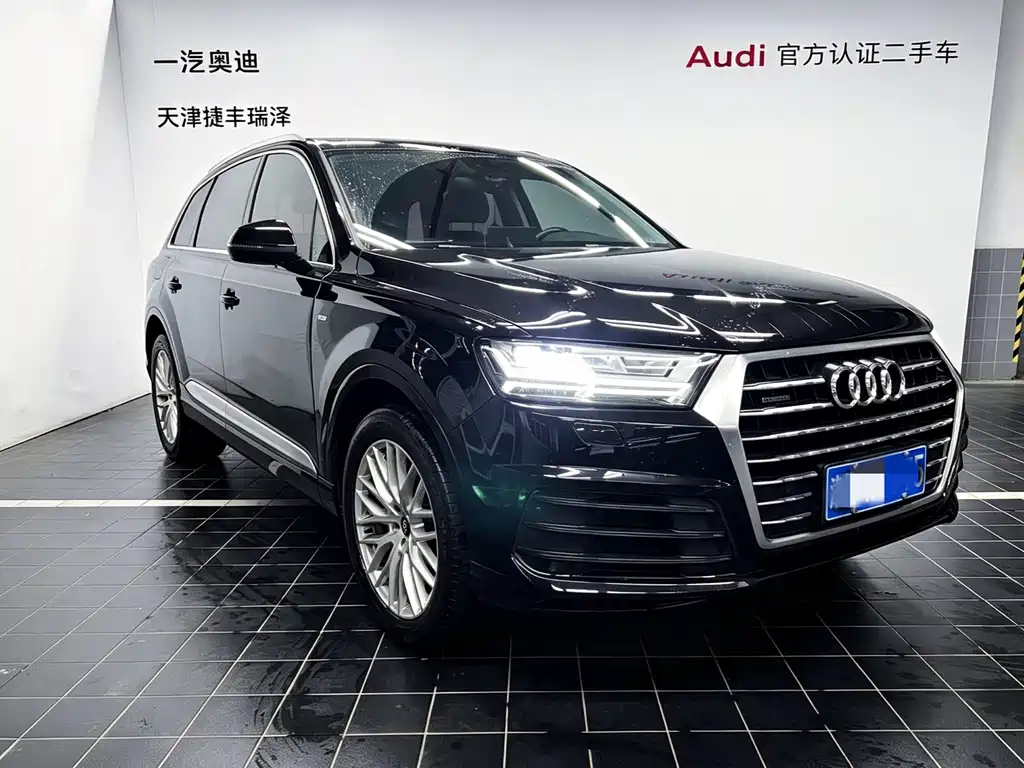 Audi Q7 — фото 3