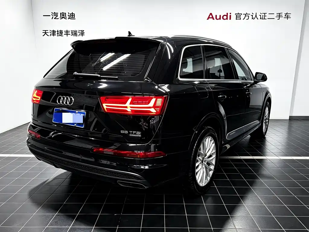 Audi Q7 — фото 4