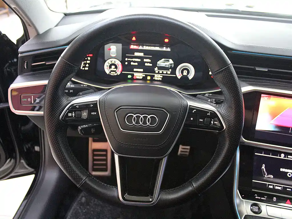 Audi A6L — фото 10