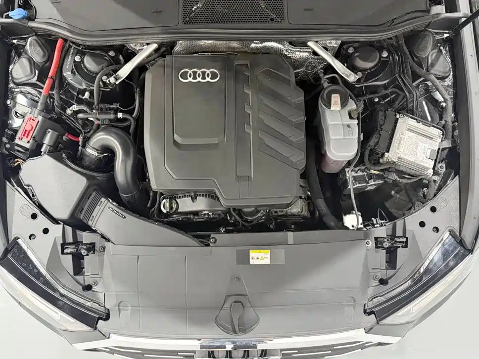 Audi A6L — фото 6