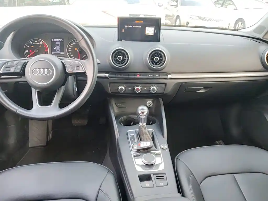 Audi A3 — фото 10