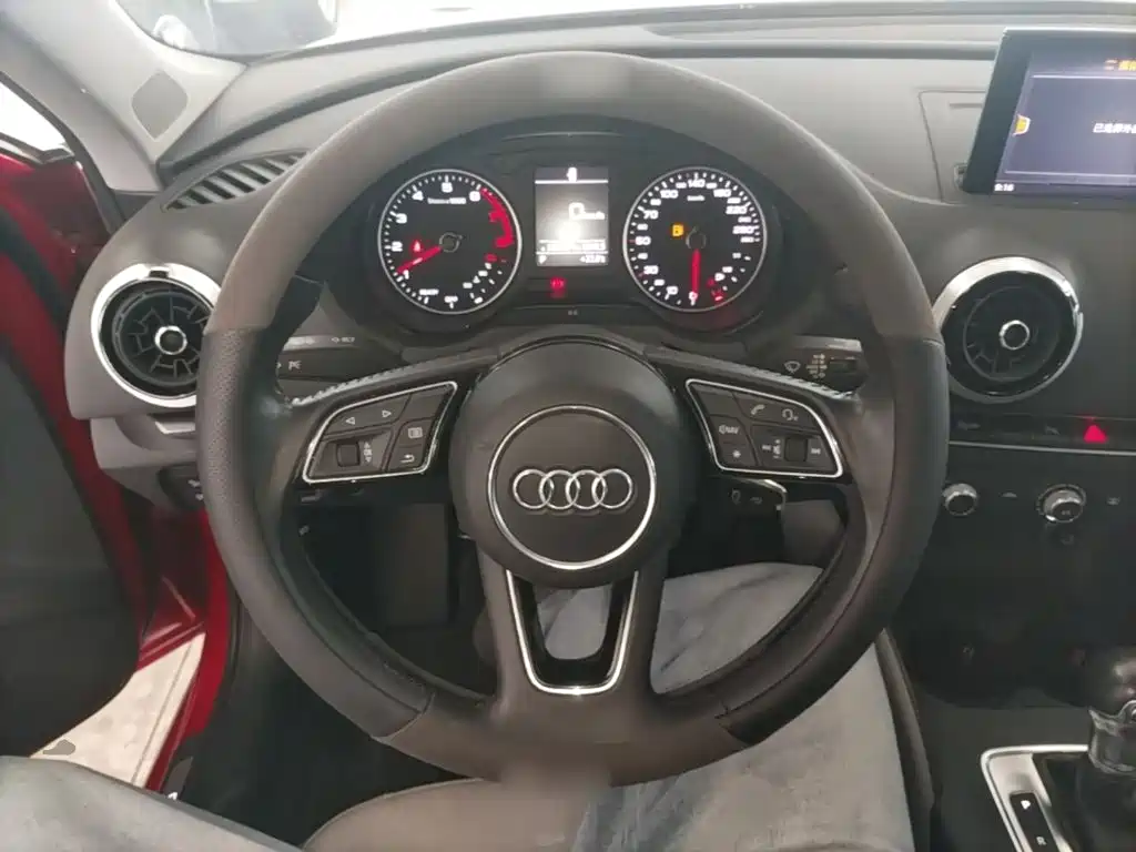 Audi A3 — фото 11