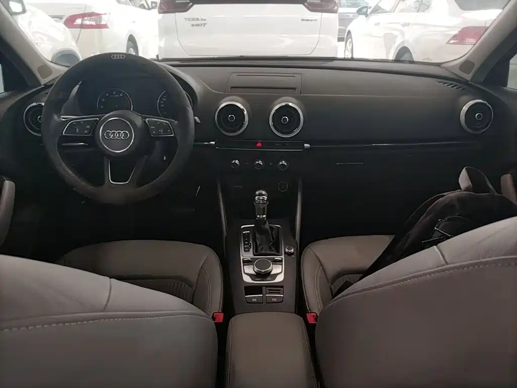 Audi A3 — фото 10