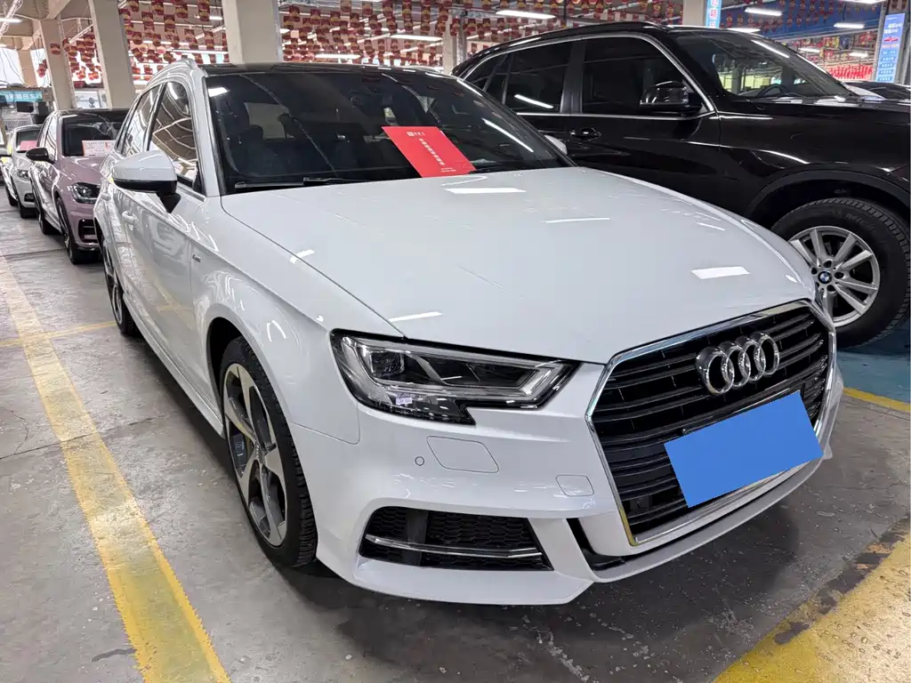 Audi A3 — фото 2