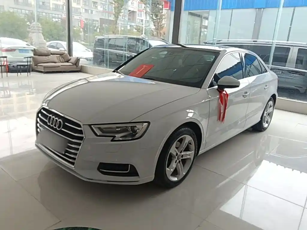 Audi A3 — фото 2