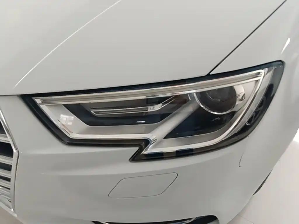 Audi A3 — фото 24