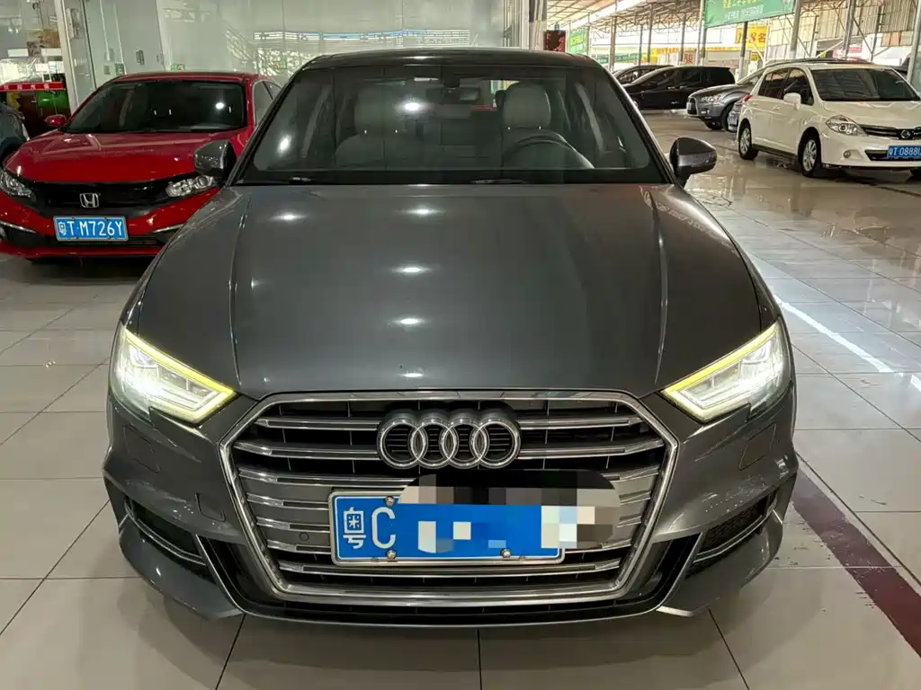Audi A3 — фото 2