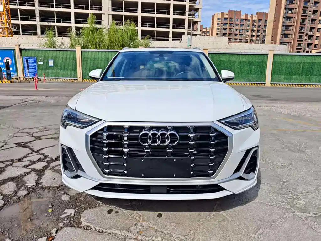 Audi Q3 — фото 2