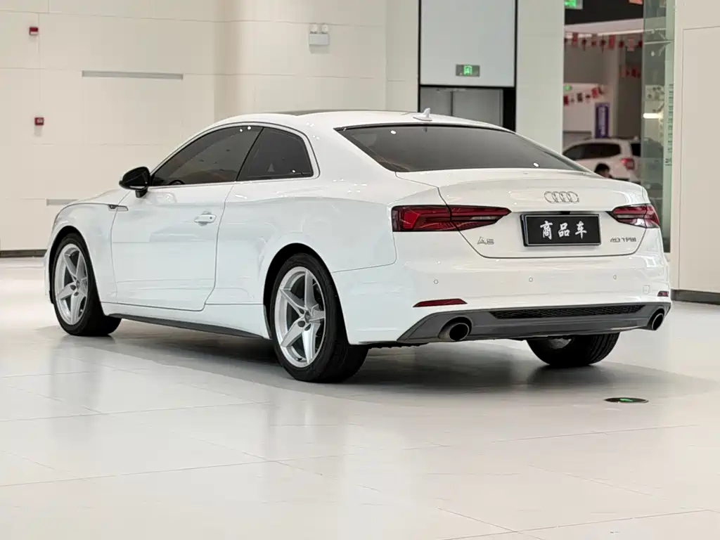 Audi A5 (Import) — фото 7