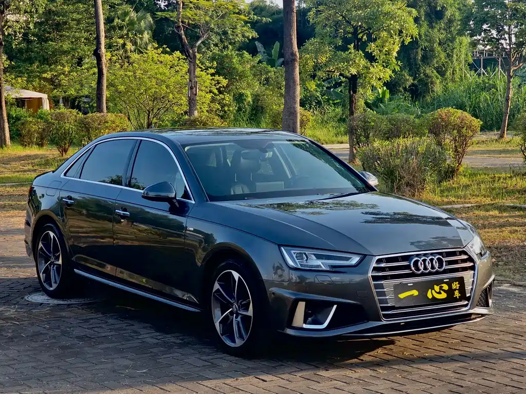 Audi A4L — фото 3