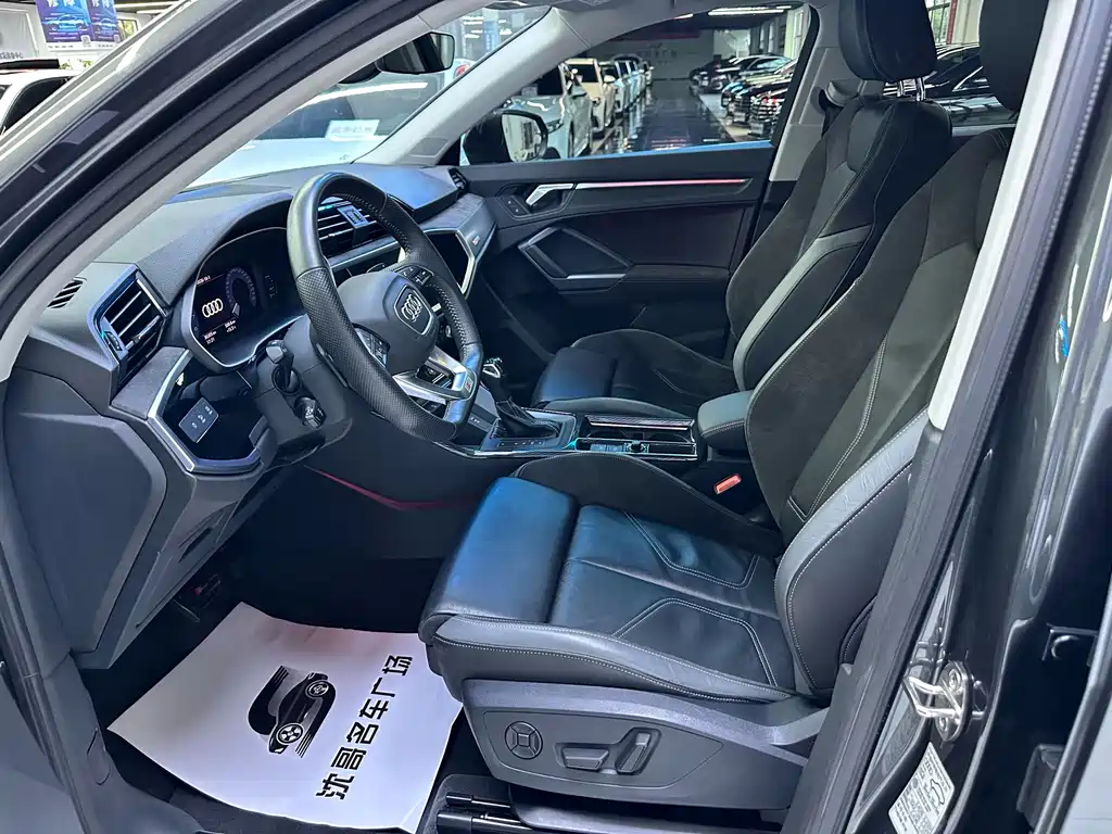 Audi Q3 Sportback — фото 4
