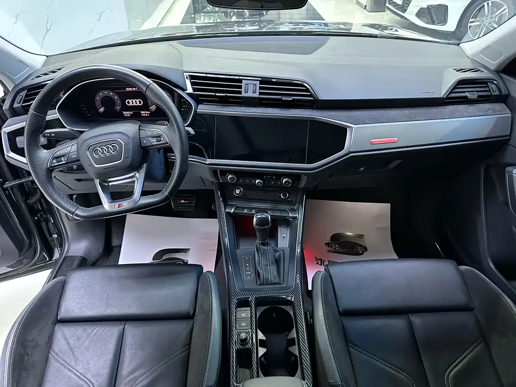 Audi Q3 Sportback — фото 6