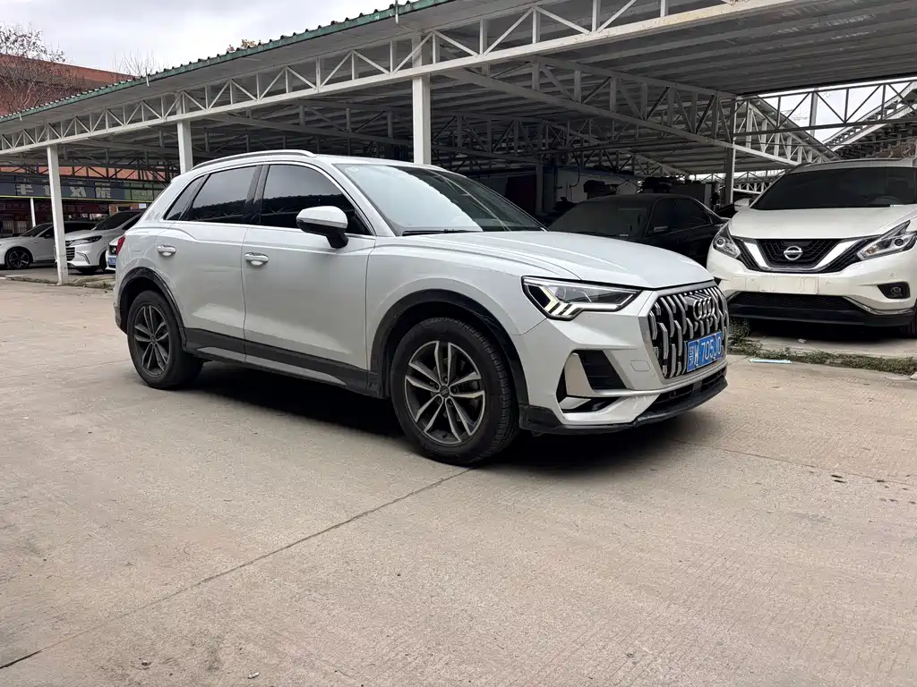 Audi Q3 — фото 2