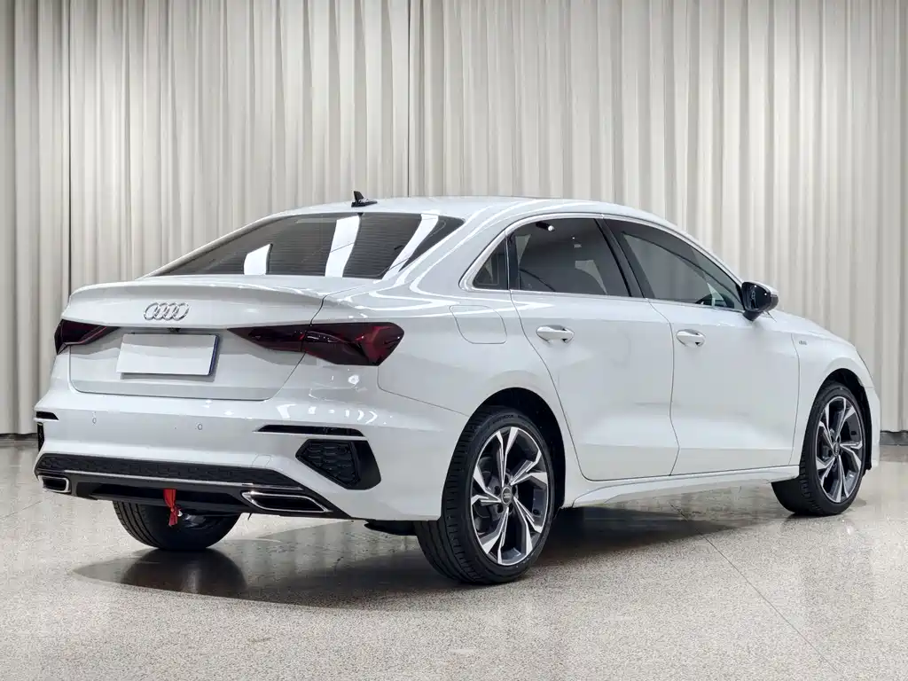 Audi A3 — фото 6