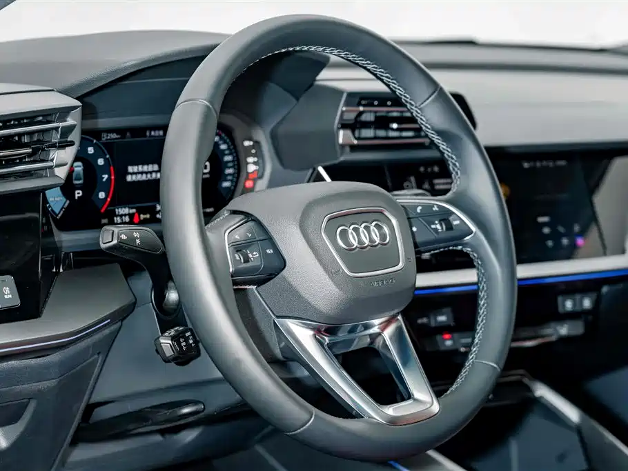 Audi A3 — фото 9