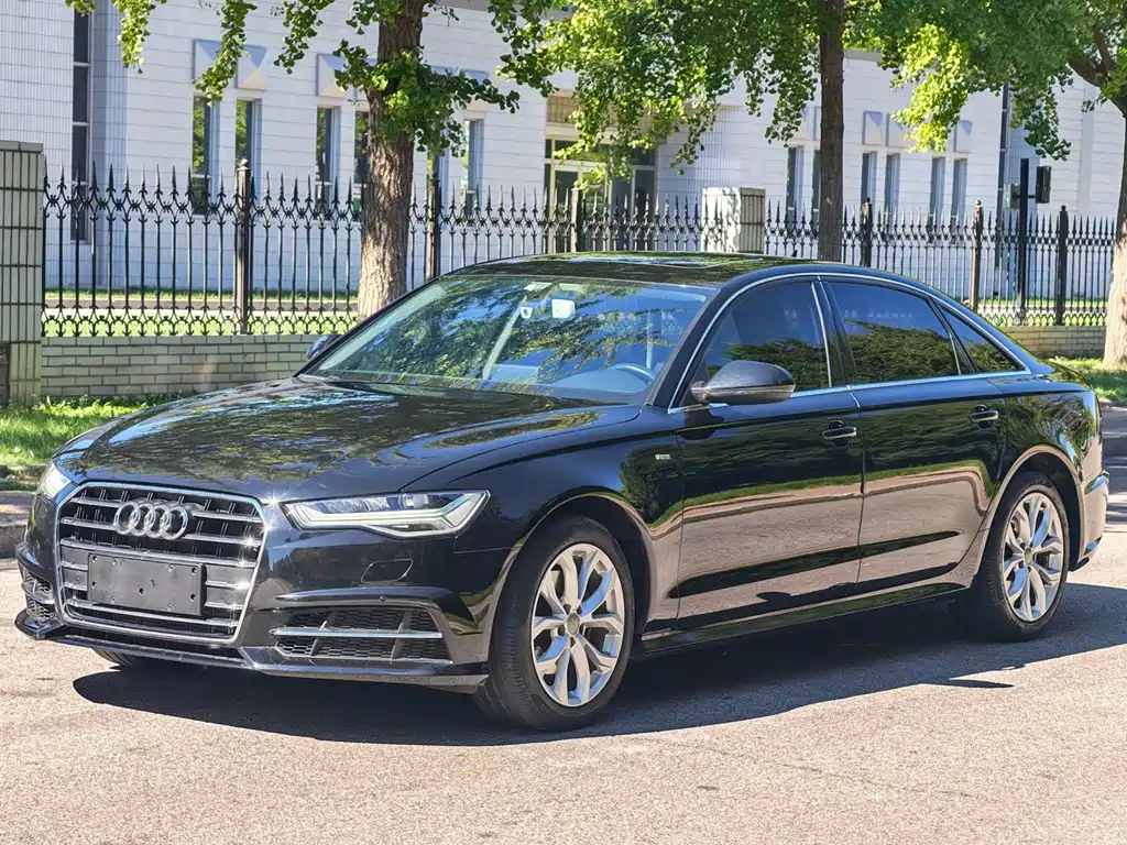 Audi A6L — фото 2
