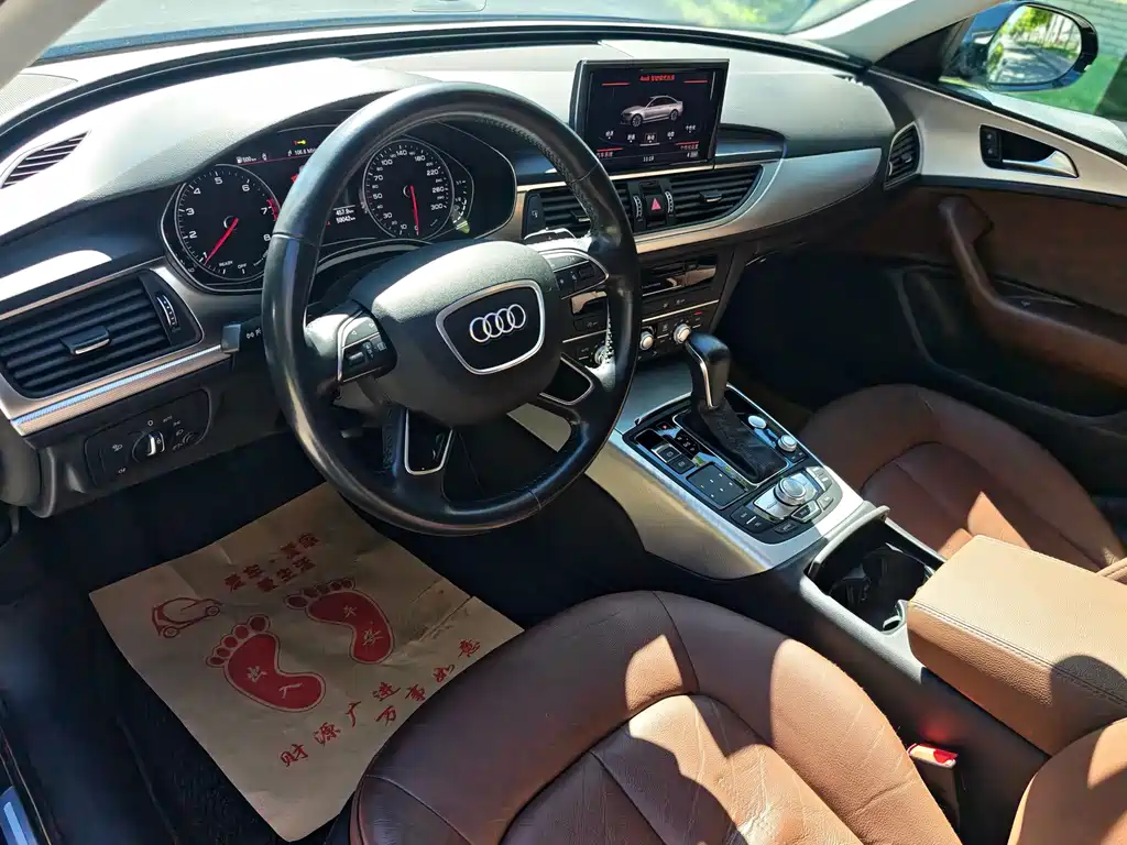 Audi A6L — фото 8
