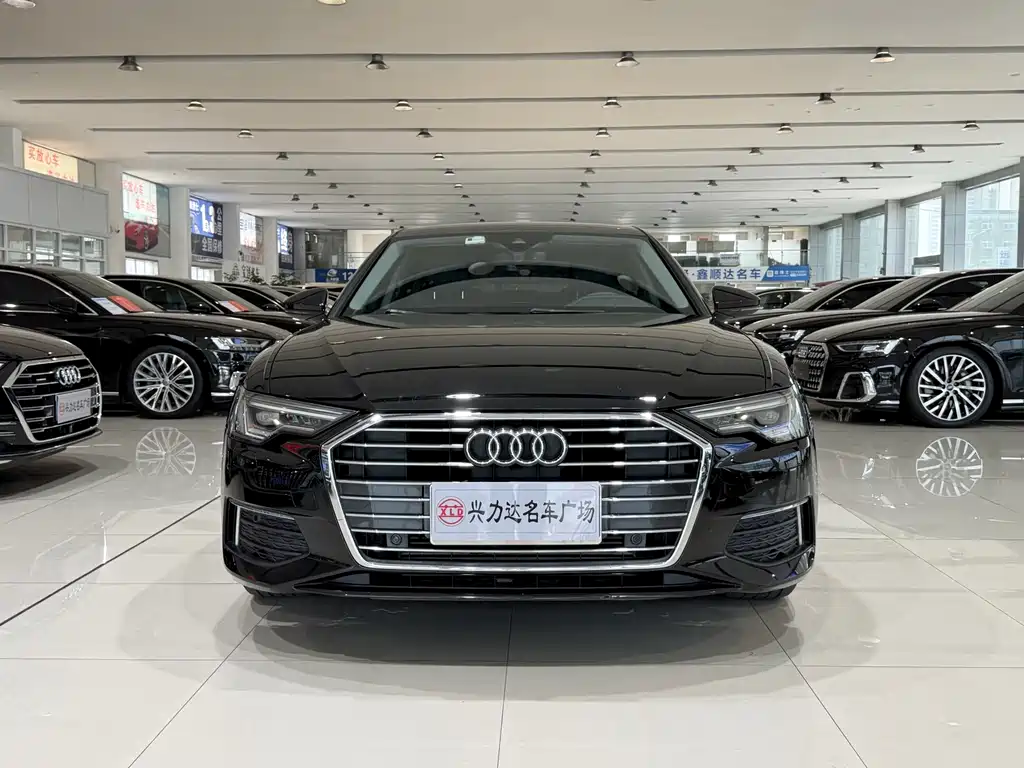 Audi A6L — фото 2