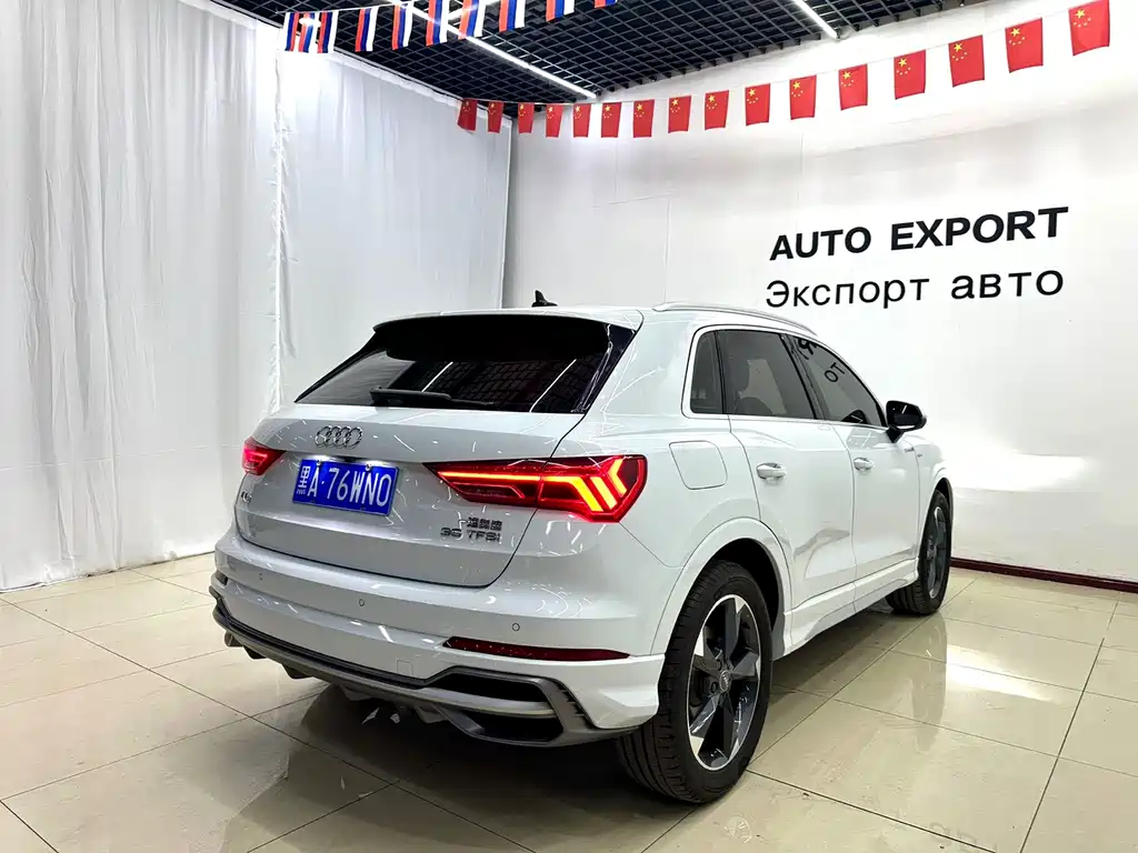 Audi Q3 — фото 4