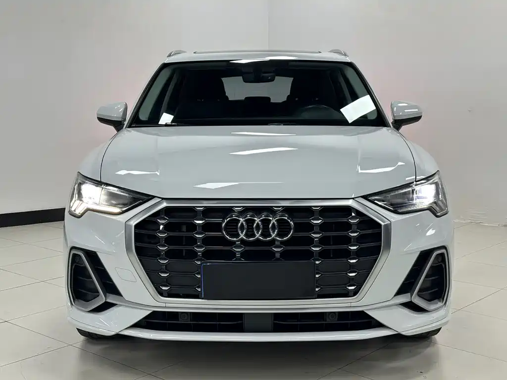 Audi Q3 — фото 2
