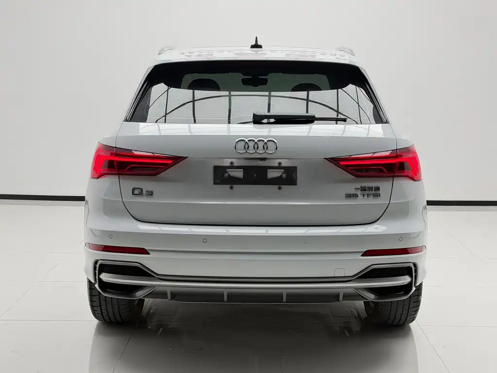 Audi Q3 — фото 5