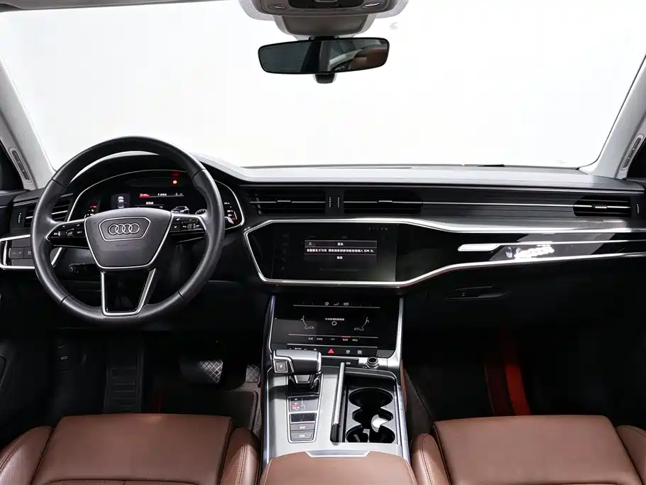 Audi A6L — фото 8