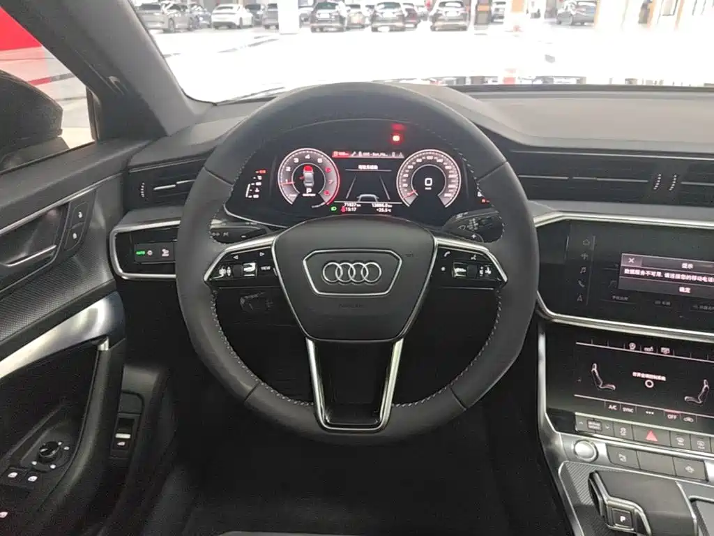 Audi A6L — фото 11