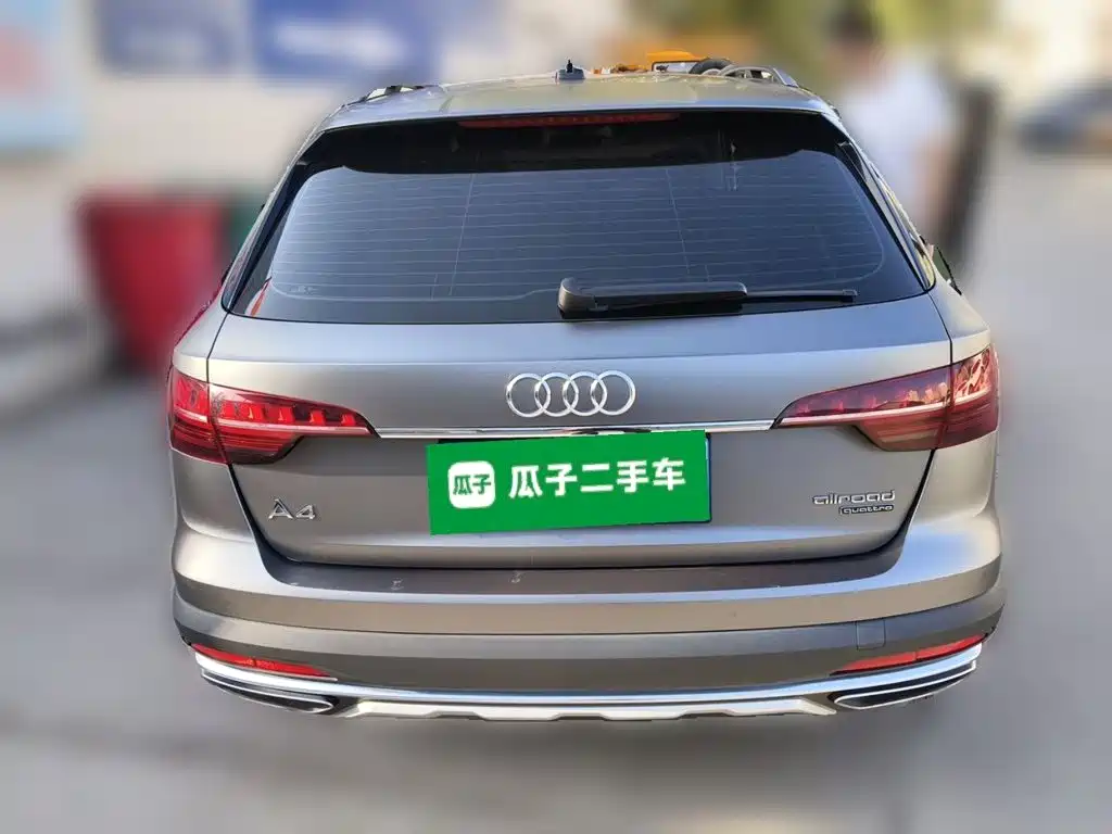 Audi A4 (Import) — фото 3