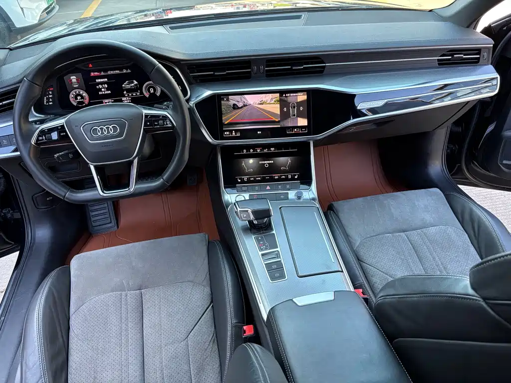 Audi A6L — фото 10