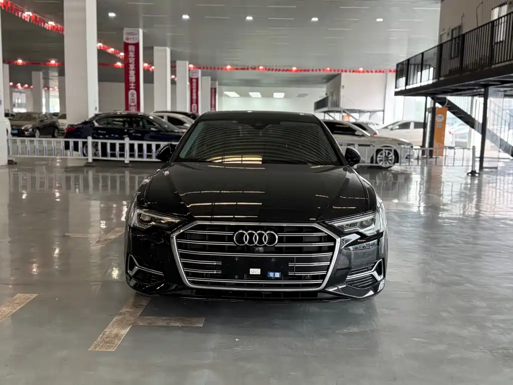 Audi A6L — фото 2