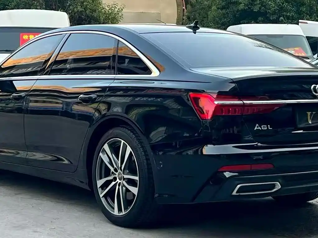 Audi A6L — фото 4