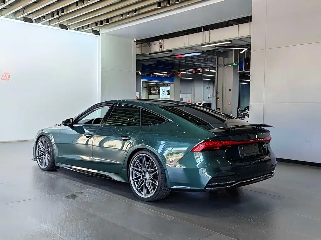 Audi A7 — фото 23