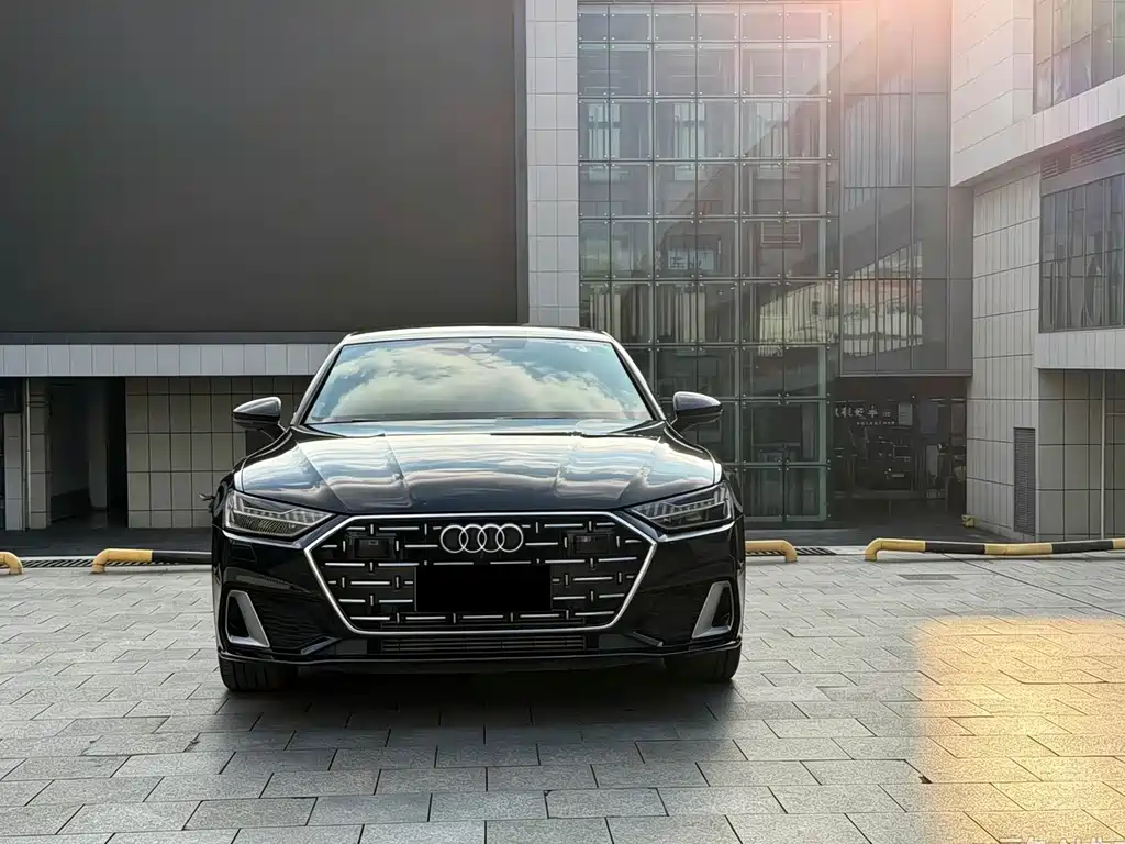 Audi A7L — фото 3