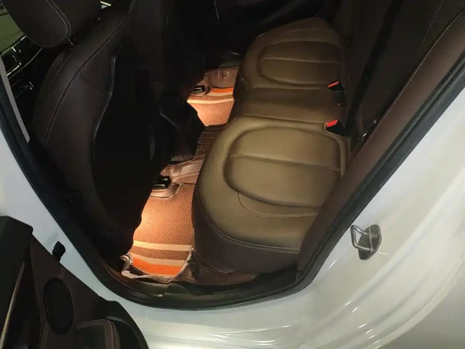 BMW 1 Series — фото 11