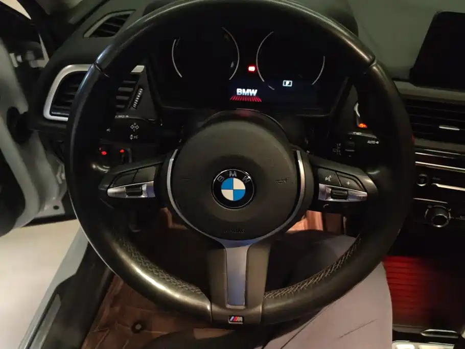 BMW 1 Series — фото 15