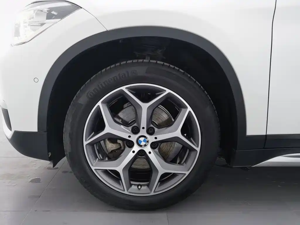BMW X1 — фото 17